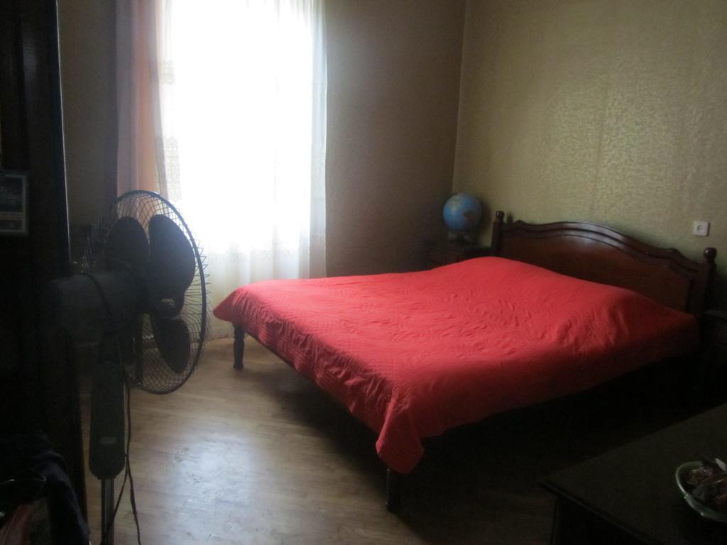 Suliko Guest House Batoemi Buitenkant foto
