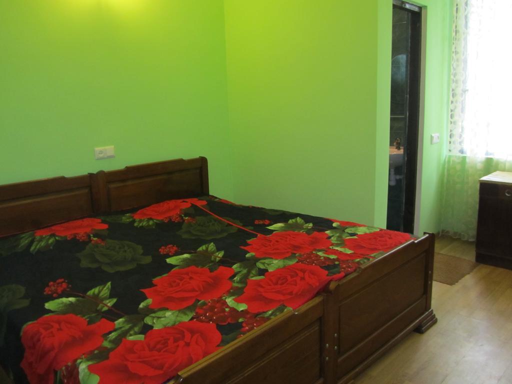Suliko Guest House Batoemi Kamer foto