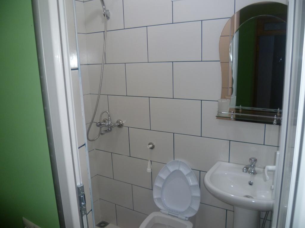 Suliko Guest House Batoemi Kamer foto